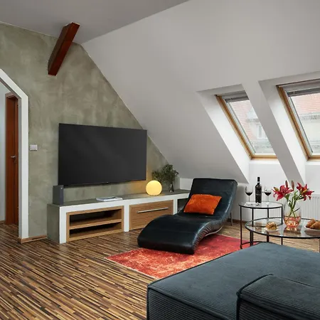 Old Town Apartment Spilberk By Goodnite Cz Brno Exterior photo